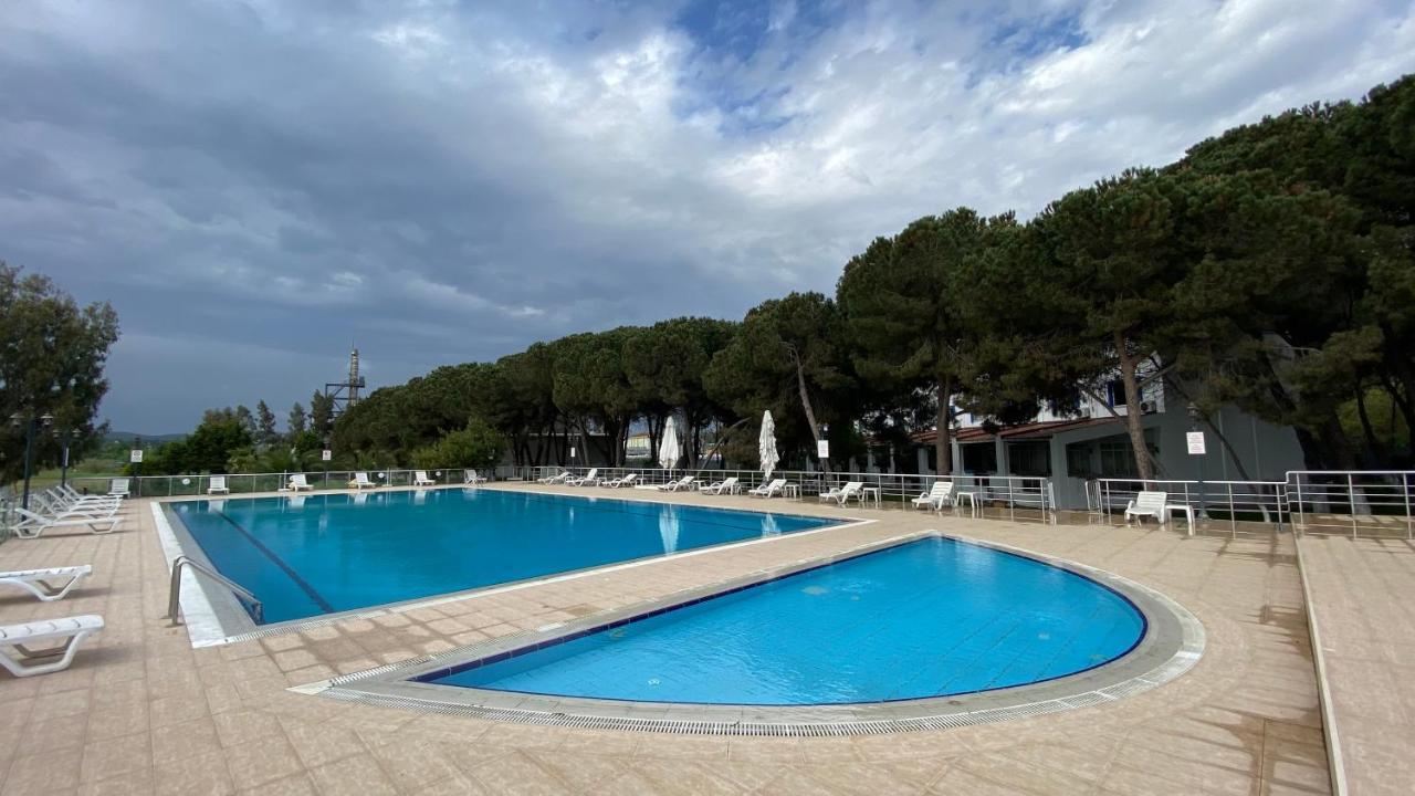 Sporkoey Hotel & Beach Club Darica  Экстерьер фото