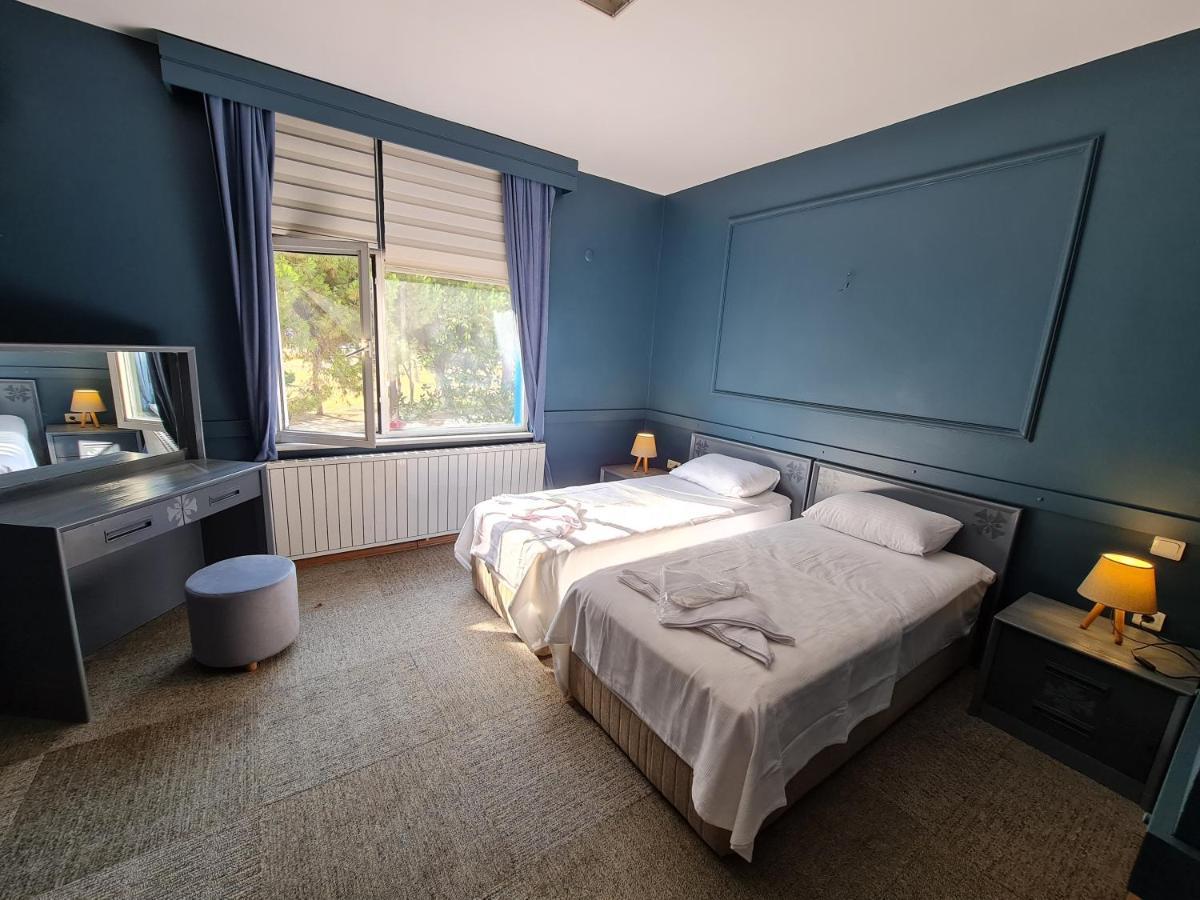 Sporkoey Hotel & Beach Club Darica  Экстерьер фото