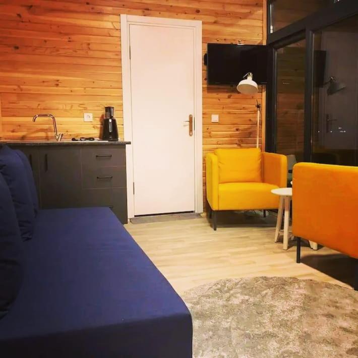 Sporkoey Hotel & Beach Club Darica  Экстерьер фото